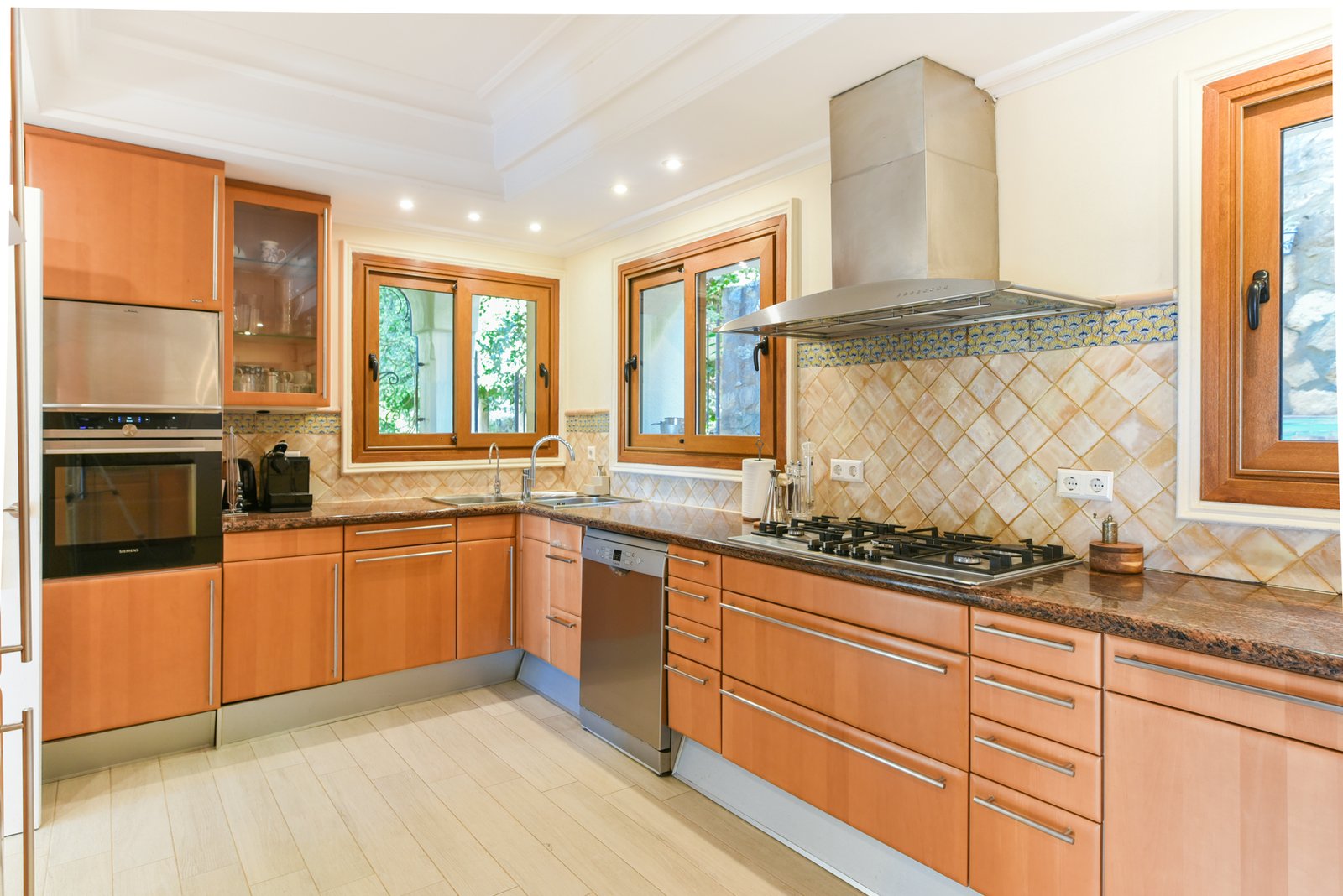 91e436f1-3441-4dba-9ea6-8859c12748b6